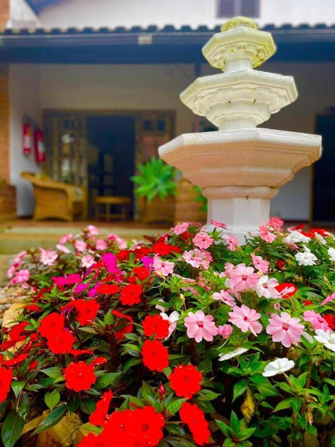Hotel Bertell Пенеду Екстер'єр фото